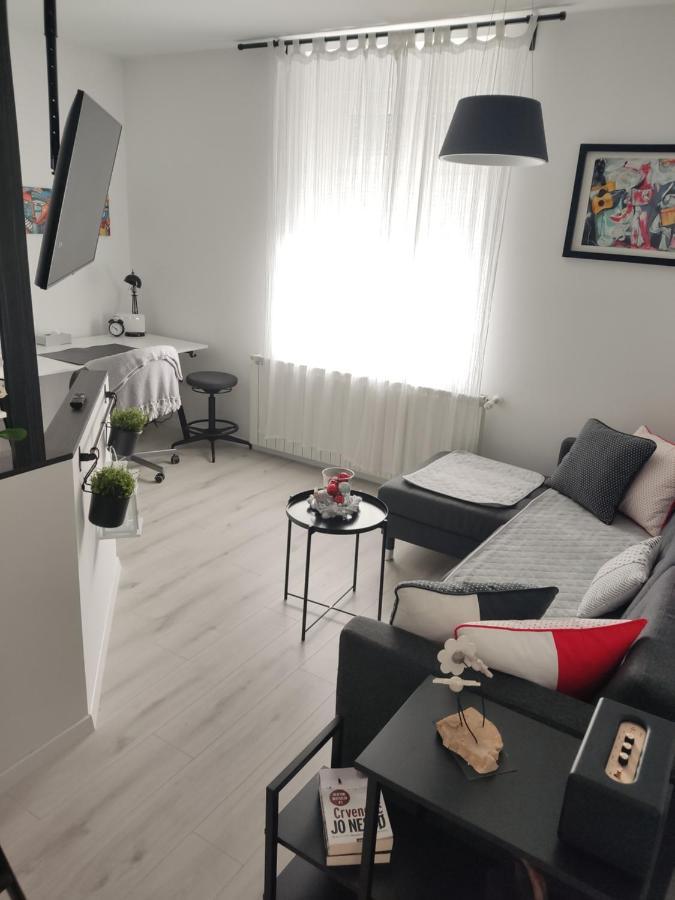 Apartamento Petit Coco Zagreb Exterior foto